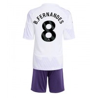 Stroje piłkarskie Manchester United Bruno Fernandes #8 Koszulka Wyjazdowej dla dzieci 2025-26 Krótki Rękaw (+ szorty)